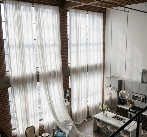 Головне при підборі тюлю - враховувати загальний настрій лофта | Welwet